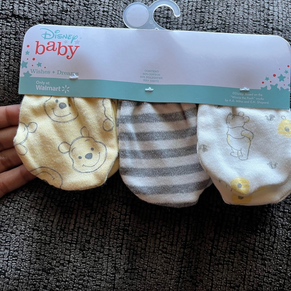 winnie the pooh mittens